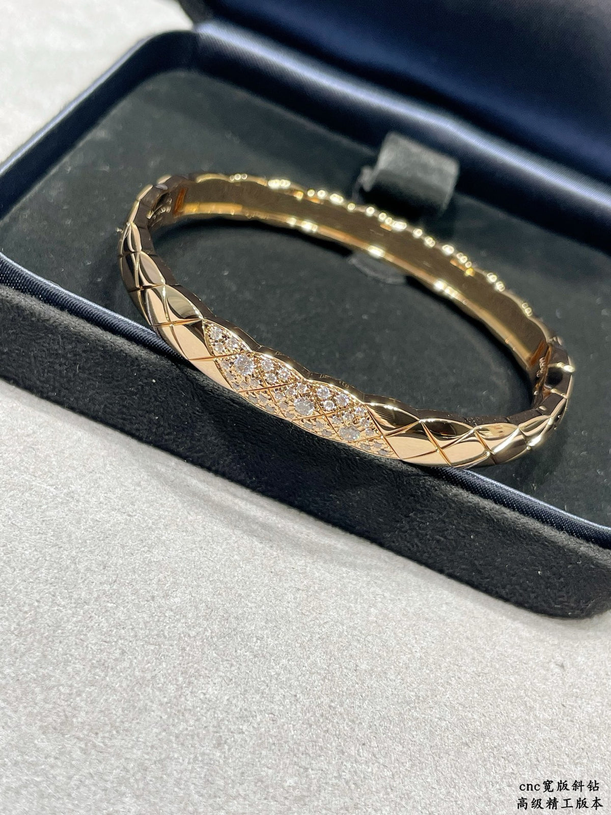 Aura Matelassé Pavé Bangle