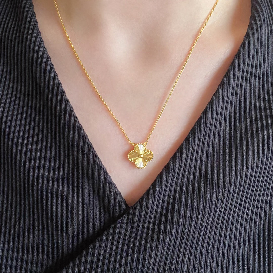 Aura Guilloché Clover Necklace