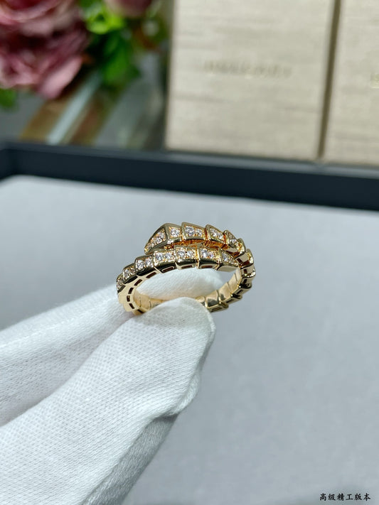 Serpenti Viper Scale Ring - Size 7