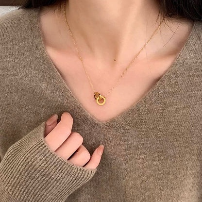 Aura Interlocking Bond Necklace