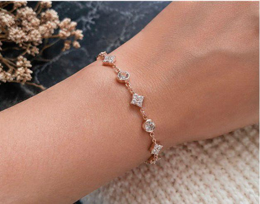 Celeste Rose Bracelet - Length 17.5 cm